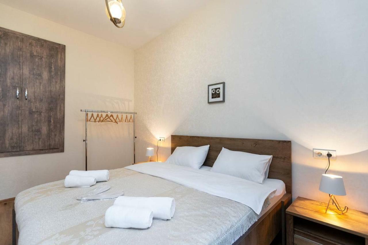 Wehost Stylish Apartment In Old Tbilisi Ngoại thất bức ảnh